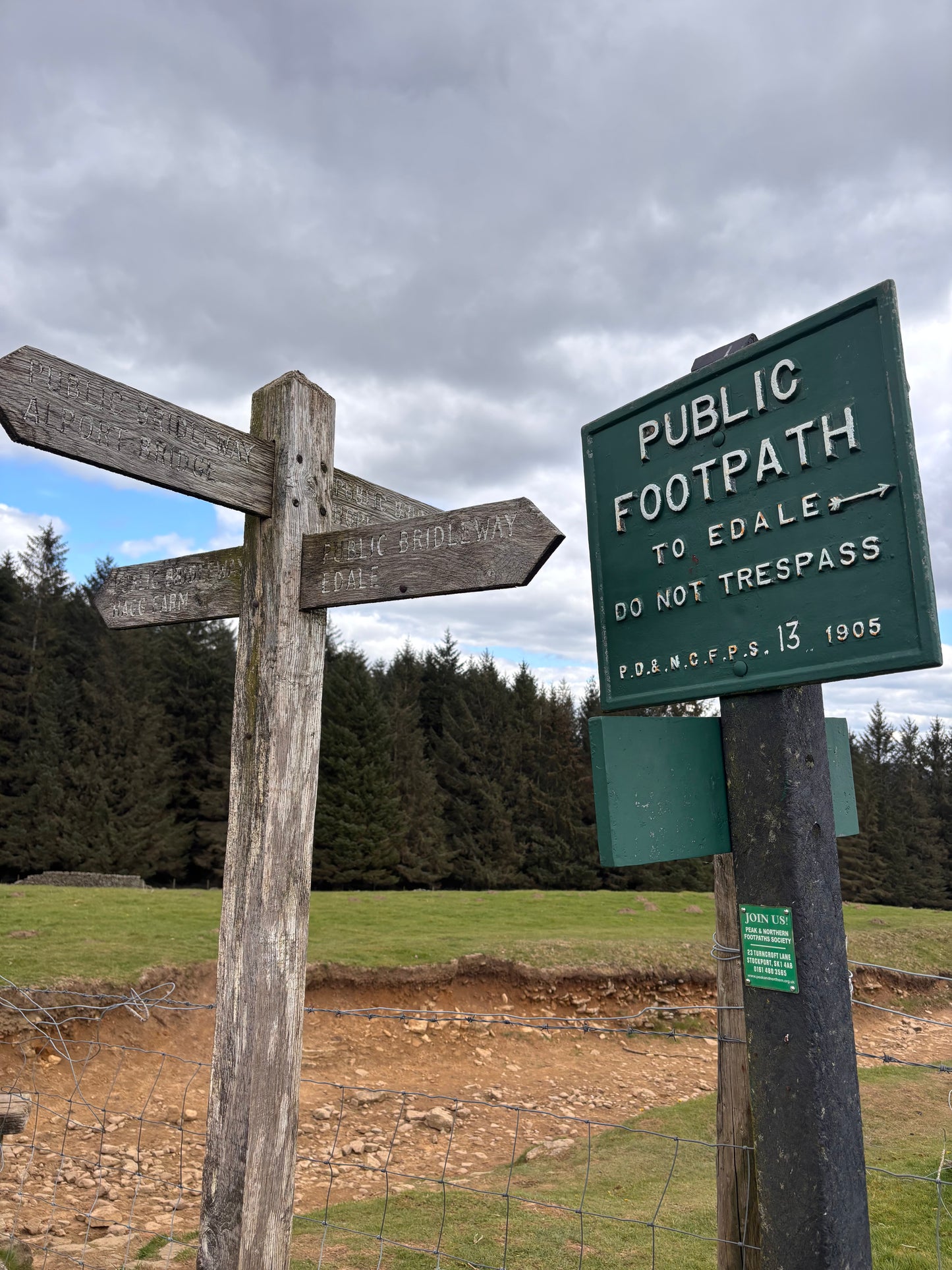 Alport Castles - Hike Club 10